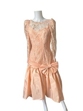 Vintage 80s Prom Dress Peach Large Bow Lace Taffeta Drop Waist Womens Size 8